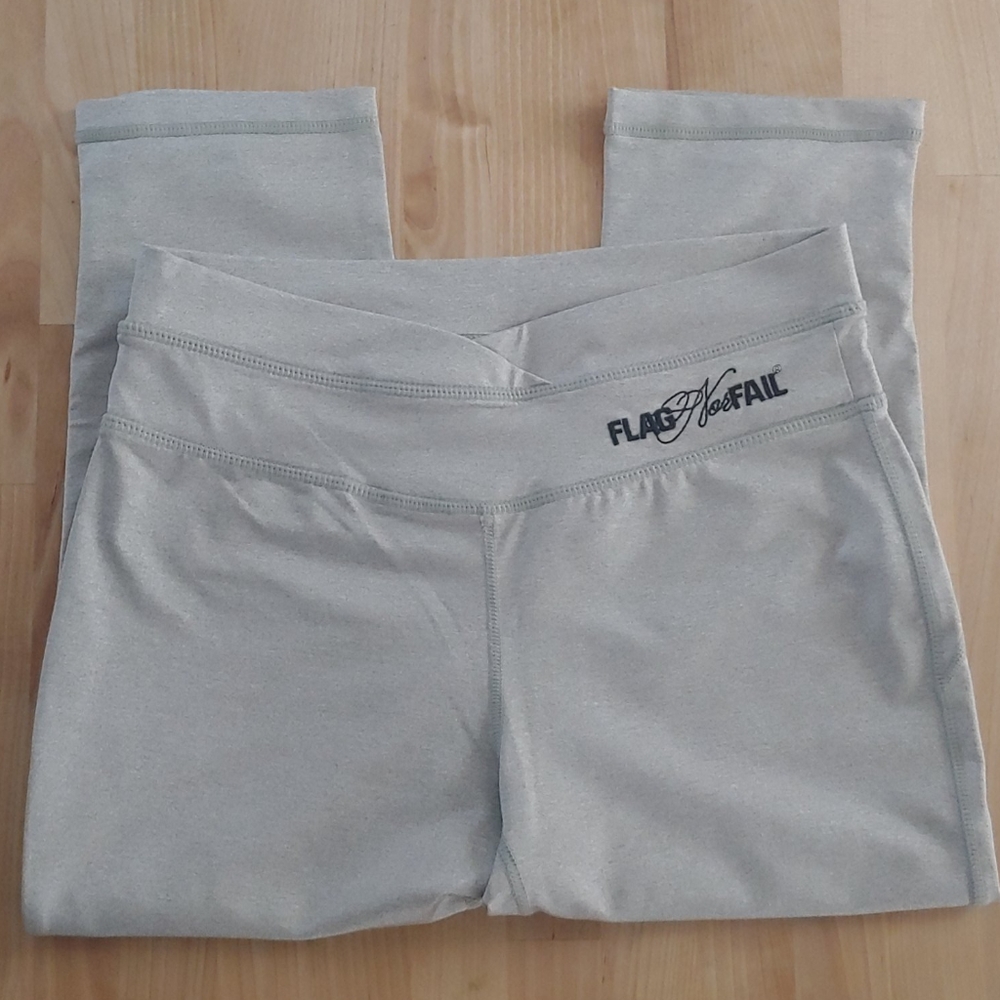 Flag Nor Fail Capri leggings